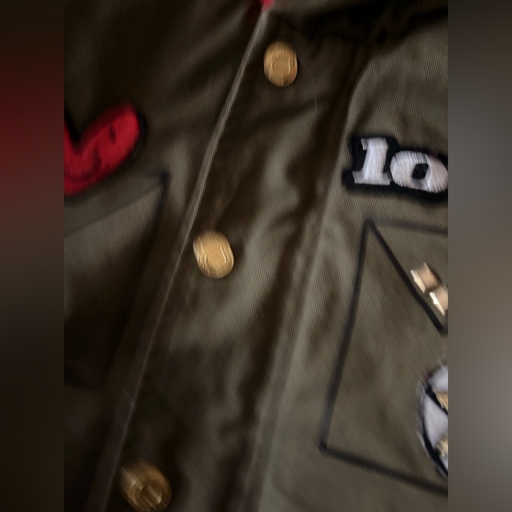 Little Marc Jacobs girls olive green & red faux fur lined winter parka patches - Picture 8 of 16